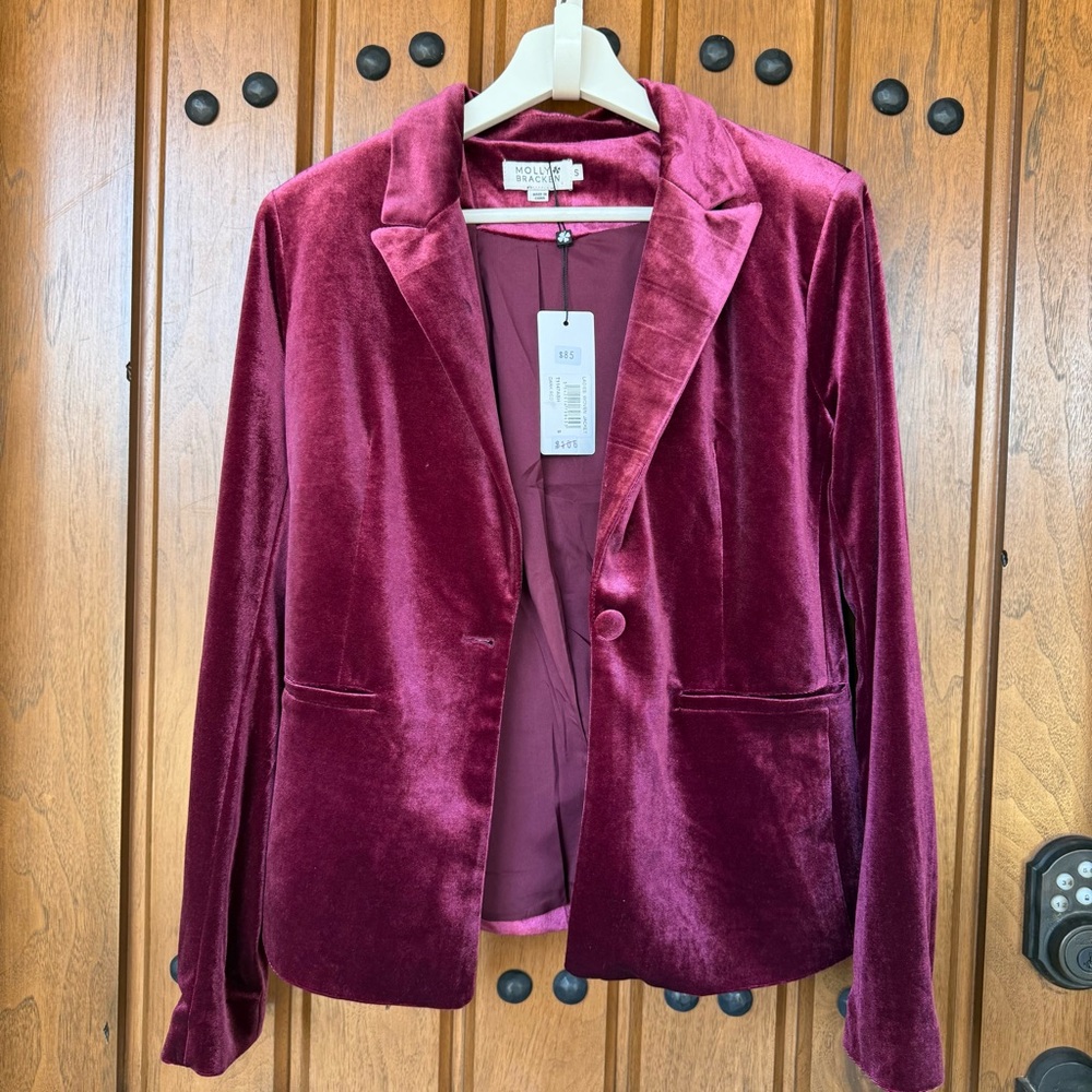 NEW! Molly Bracken Burgundy‎ Velvet Blazer Size Small NWT